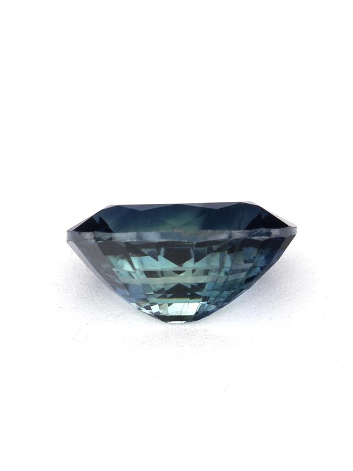 Nangi fine jewelry - teal / Peacock sapphire gemstone in gold