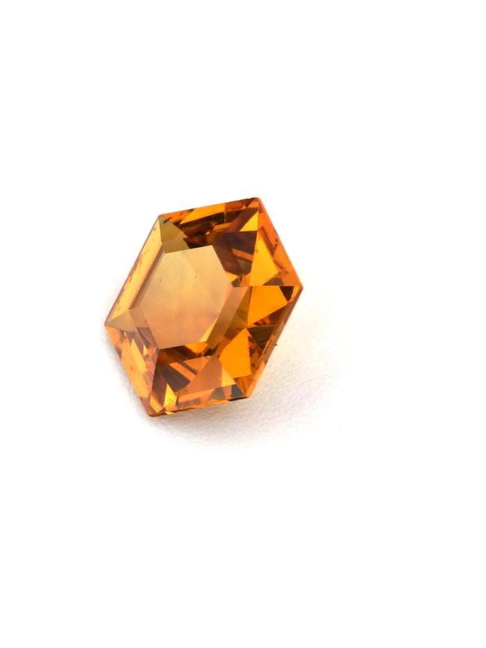 Nangi fine jewelry - orange gemstone in gold