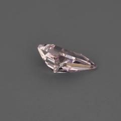 Nangi fine jewelry - pink gemstone in gold