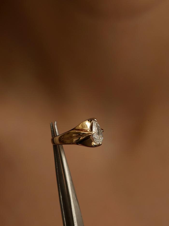 Nangi fine jewelry - ring in gold