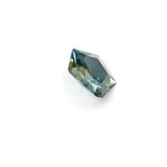 Nangi fine jewelry - green gemstone in gold