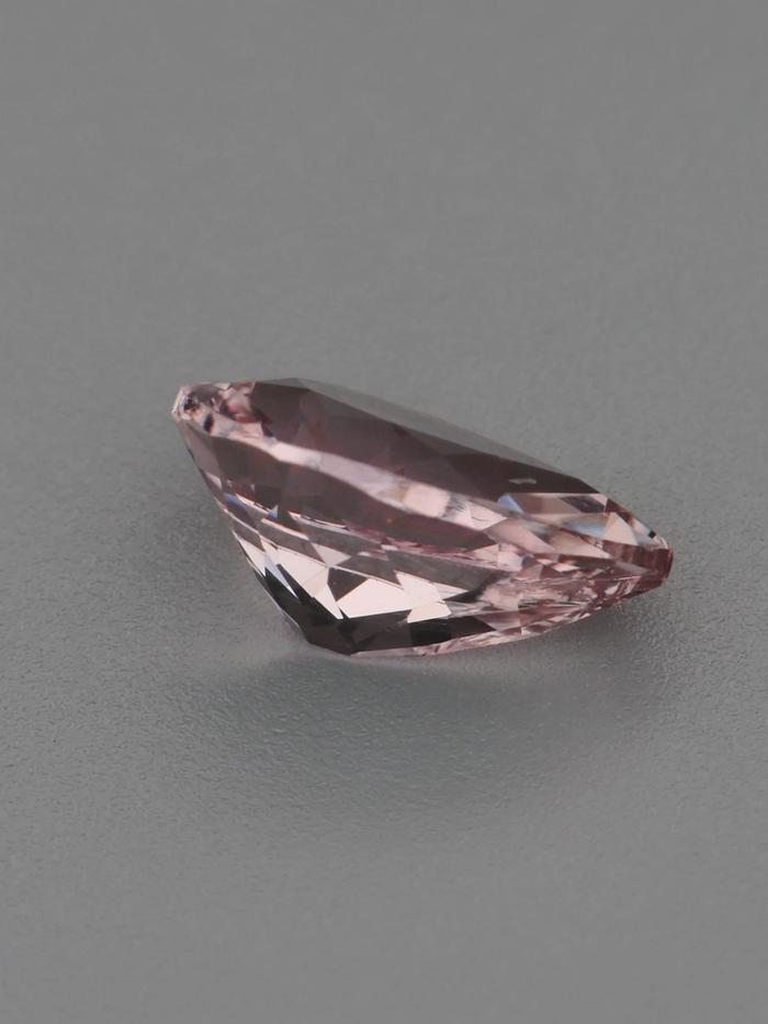 Nangi fine jewelry - pink tourmaline gemstone in gold