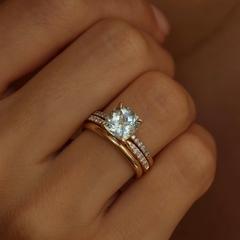 Nangi fine jewelry - blue aquamarine ring in yellow gold