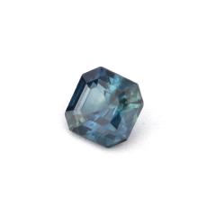 Nangi fine jewelry - blue gemstone in gold