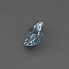 Nangi fine jewelry - blue gemstone in gold