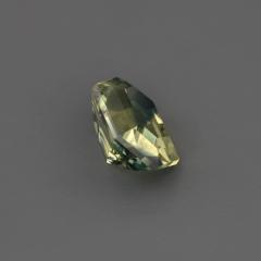 Nangi fine jewelry - green gemstone in gold