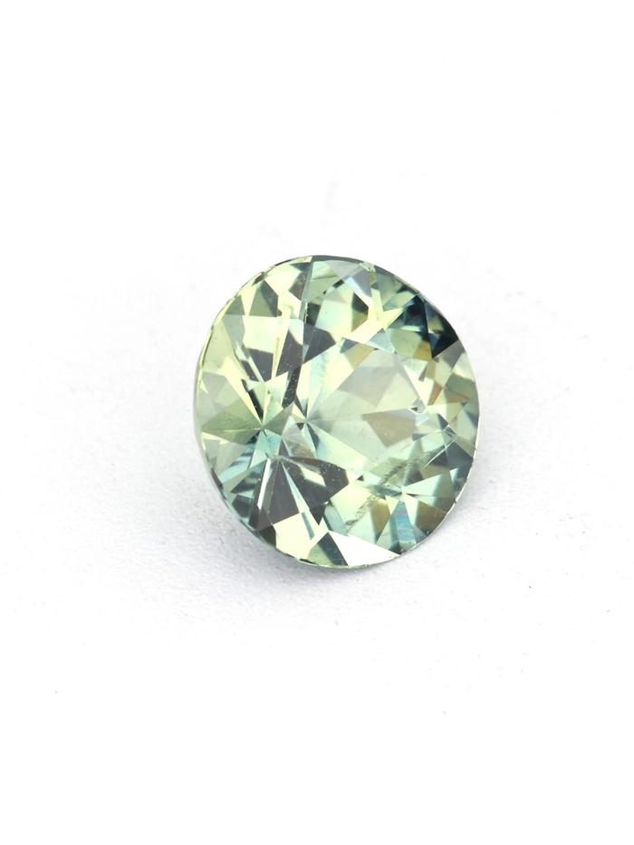 Nangi fine jewelry - green gemstone in gold
