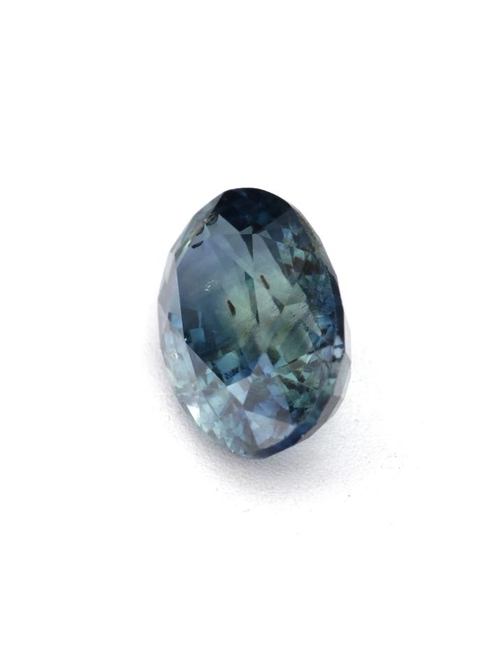 Nangi fine jewelry - teal / Peacock sapphire gemstone in gold