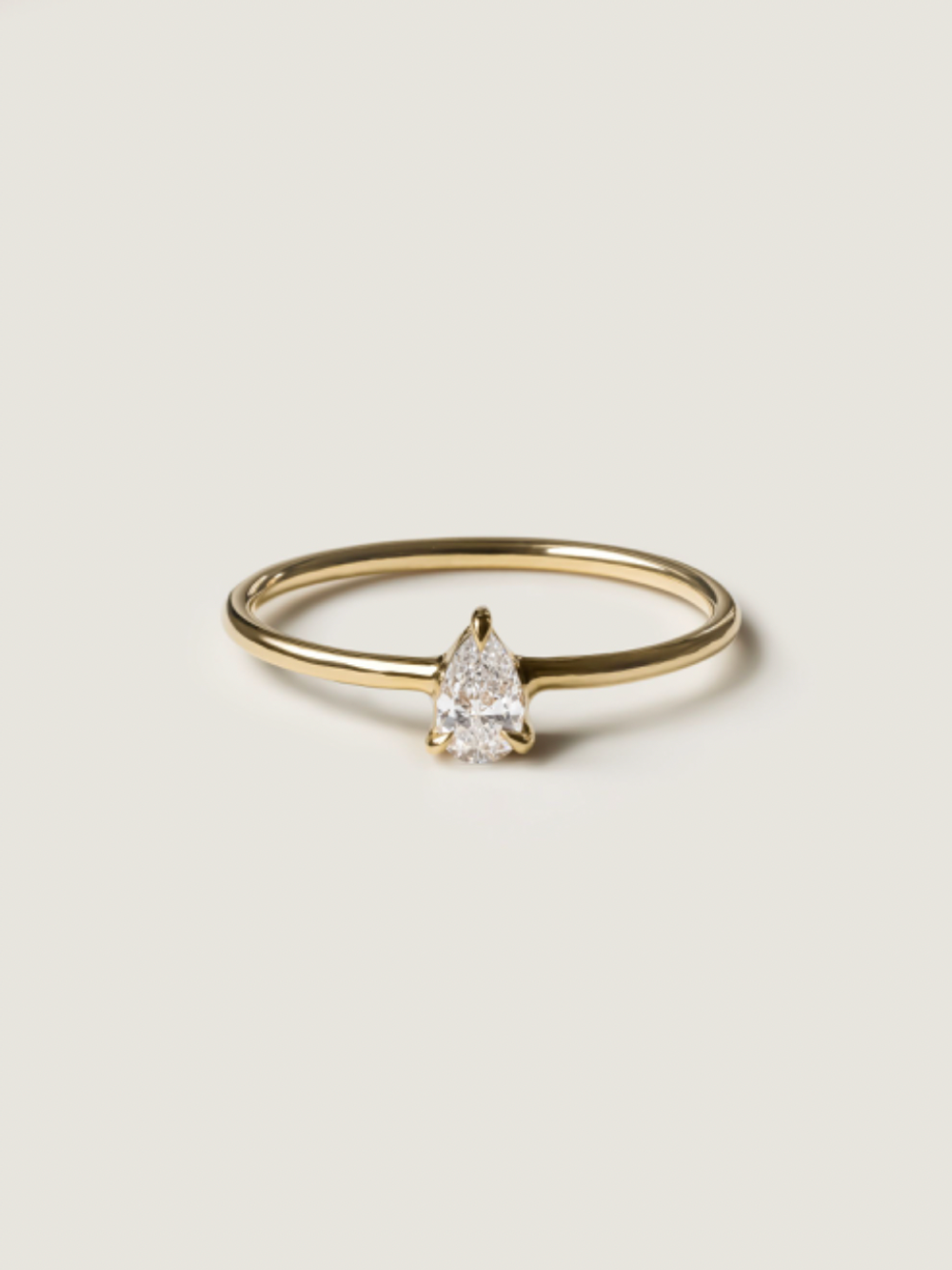 Custom Midnight Swan Ring (0,51 pear-cut tourmaline)
