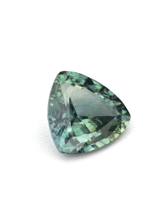 Nangi fine jewelry - green gemstone in gold
