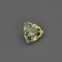 Nangi fine jewelry - green gemstone in gold
