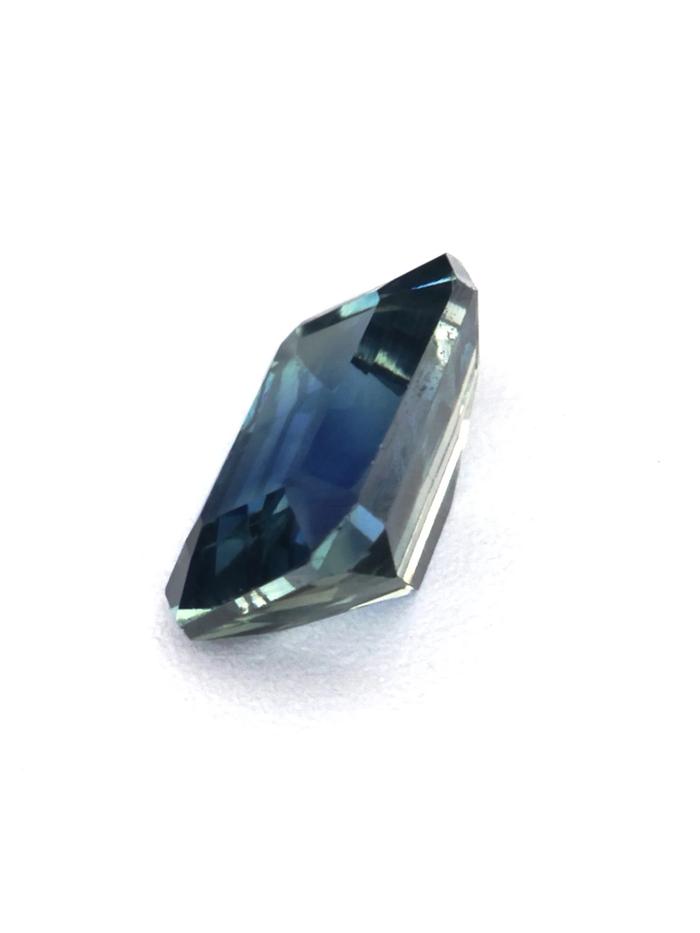 Nangi fine jewelry - teal / Peacock gemstone in gold