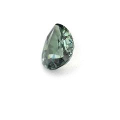 Nangi fine jewelry - green gemstone in gold