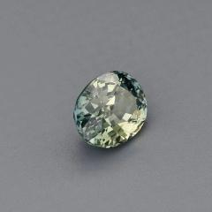 Nangi fine jewelry - blue sapphire gemstone in gold