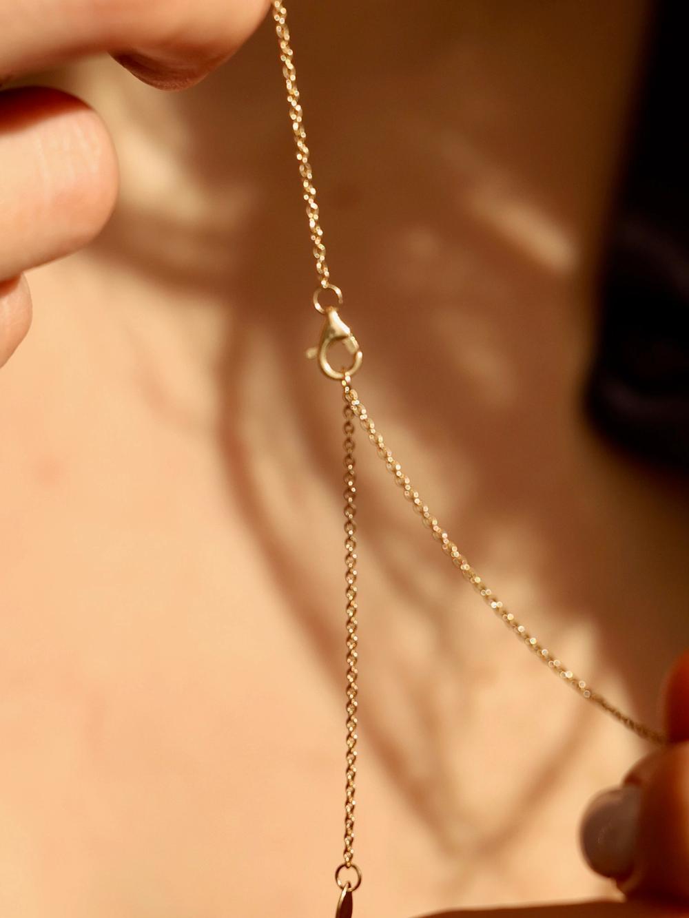 Trillion Diamond Swan Chain