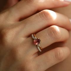 Nangi fine jewelry - pink ring in yellow gold