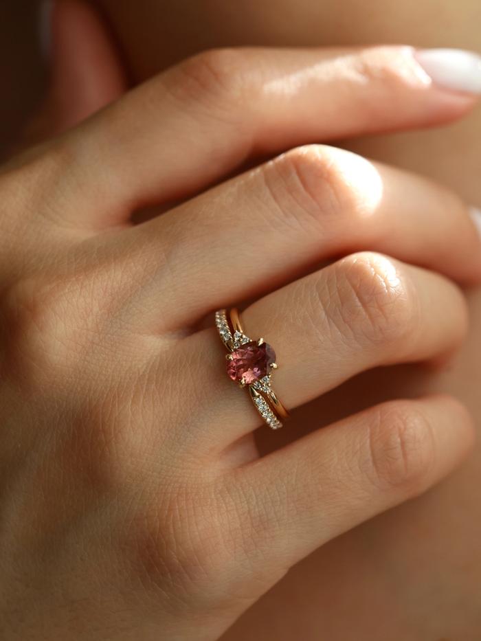 Nangi fine jewelry - pink ring in yellow gold