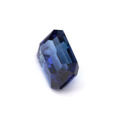 Nangi fine jewelry - blue gemstone in gold