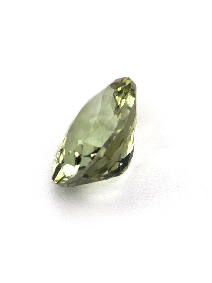 Nangi fine jewelry - green gemstone in gold