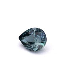 Nangi fine jewelry - teal / Peacock sapphire gemstone in gold