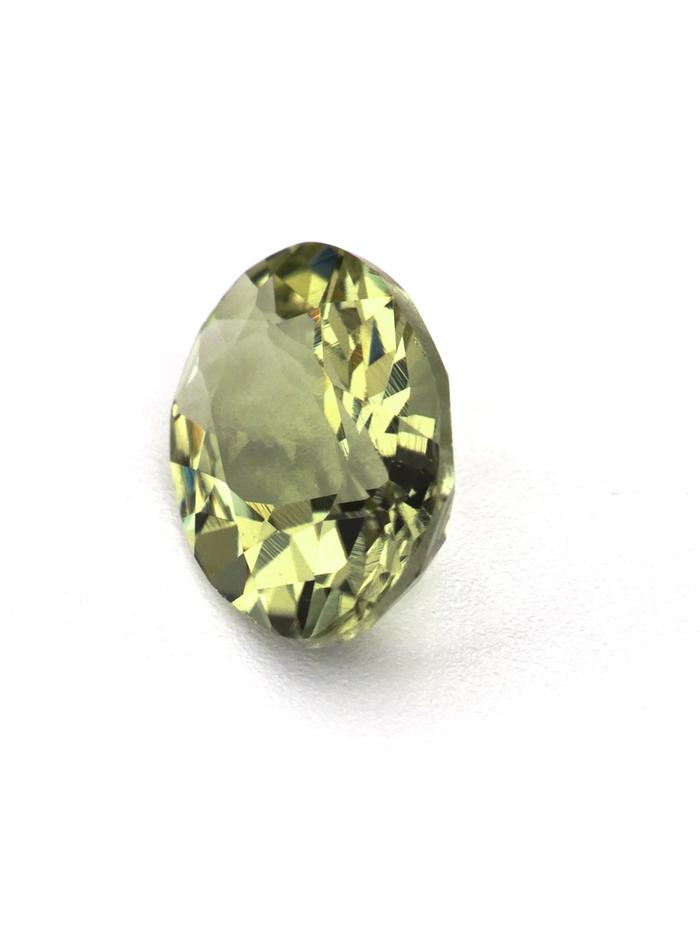 Nangi fine jewelry - green gemstone in gold