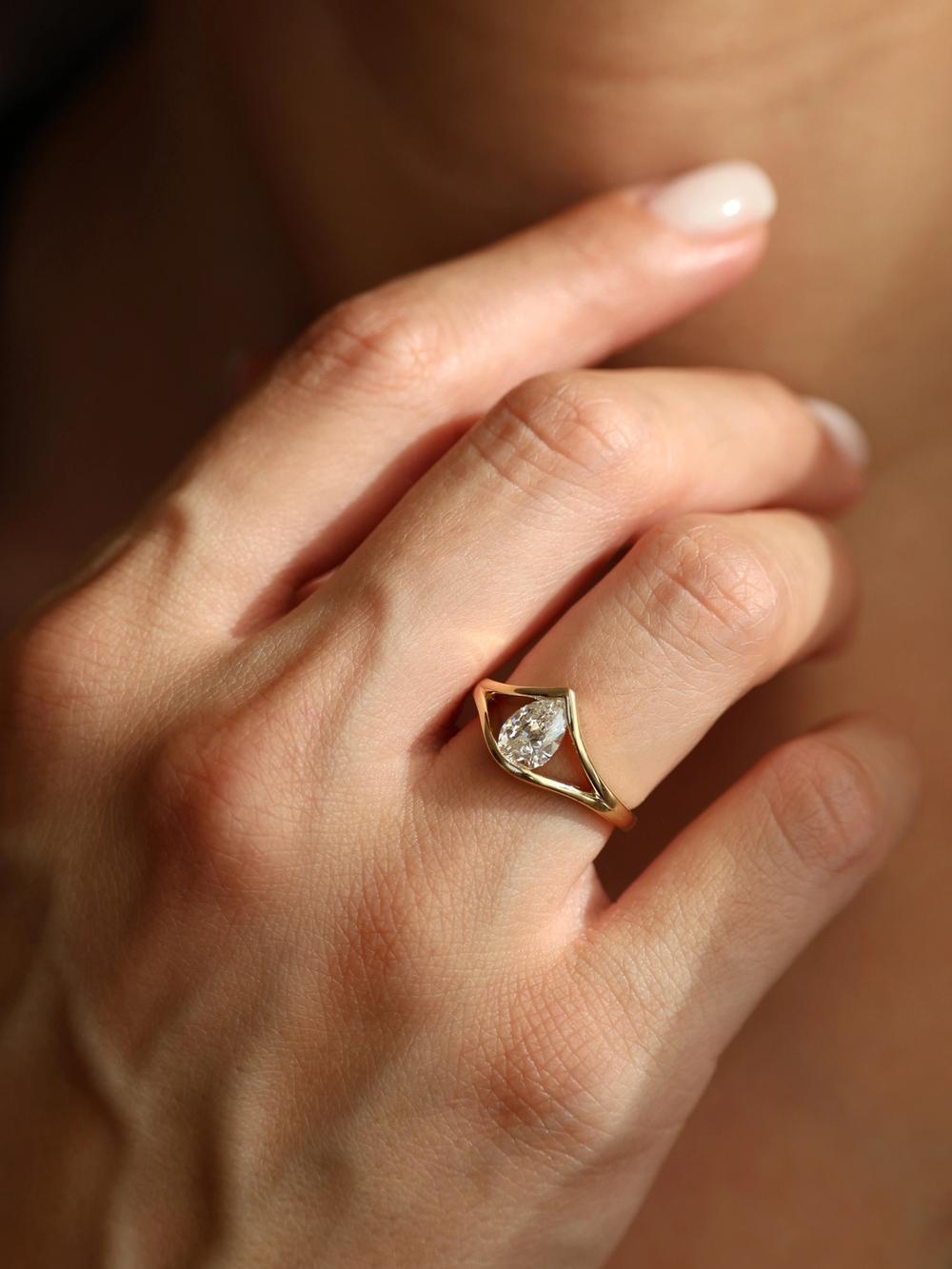 Serendip Diamond Swan Ring