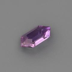 Nangi fine jewelry - pink sapphire gemstone in gold