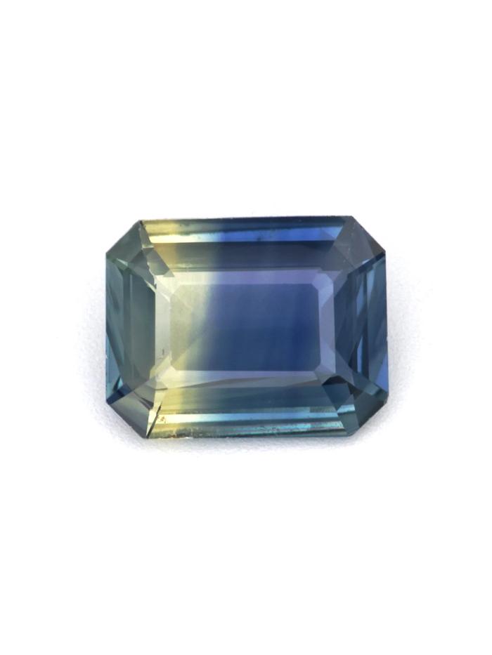 Nangi fine jewelry - blue gemstone in gold