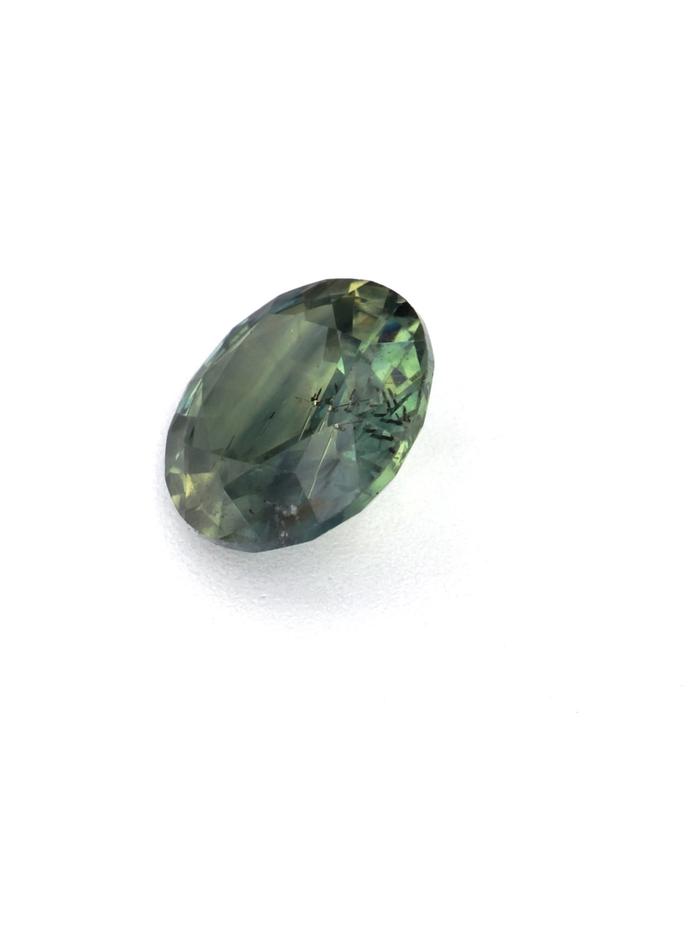 Nangi fine jewelry - green gemstone in gold
