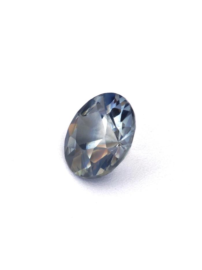 Nangi fine jewelry - purple gemstone in gold