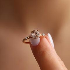 Nangi fine jewelry - champagne ring in yellow gold