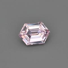 Nangi fine jewelry - pink sapphire gemstone in gold