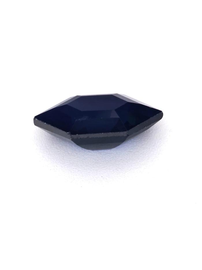 Nangi fine jewelry - blue gemstone in gold