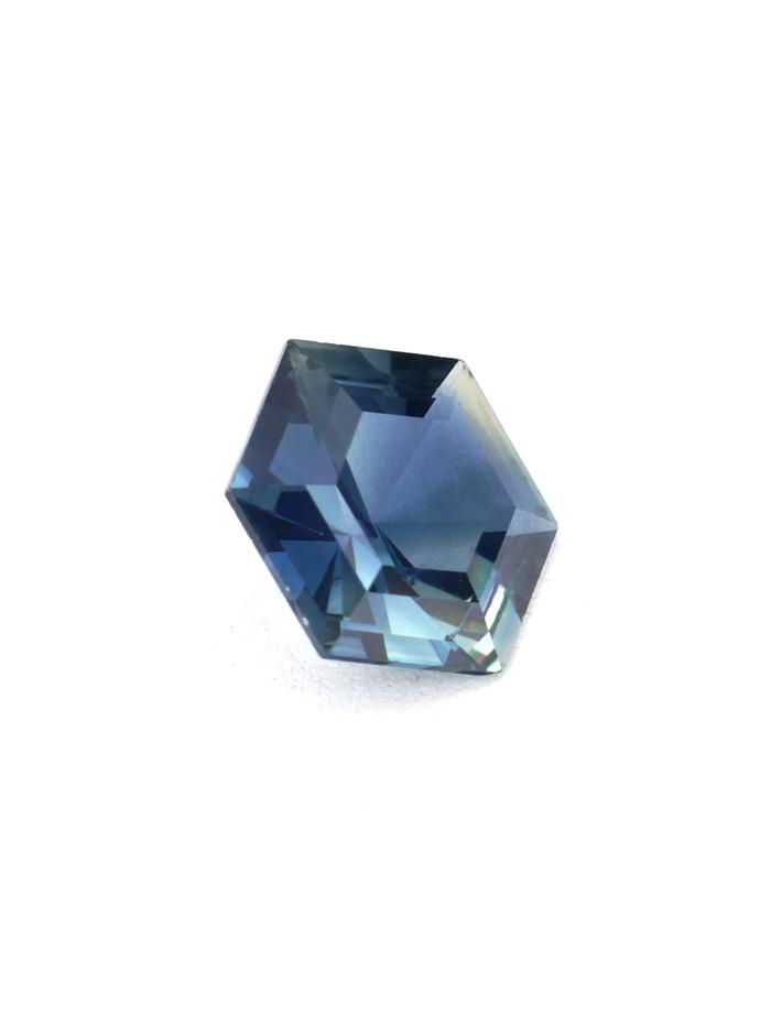 Nangi fine jewelry - teal / Peacock gemstone in gold