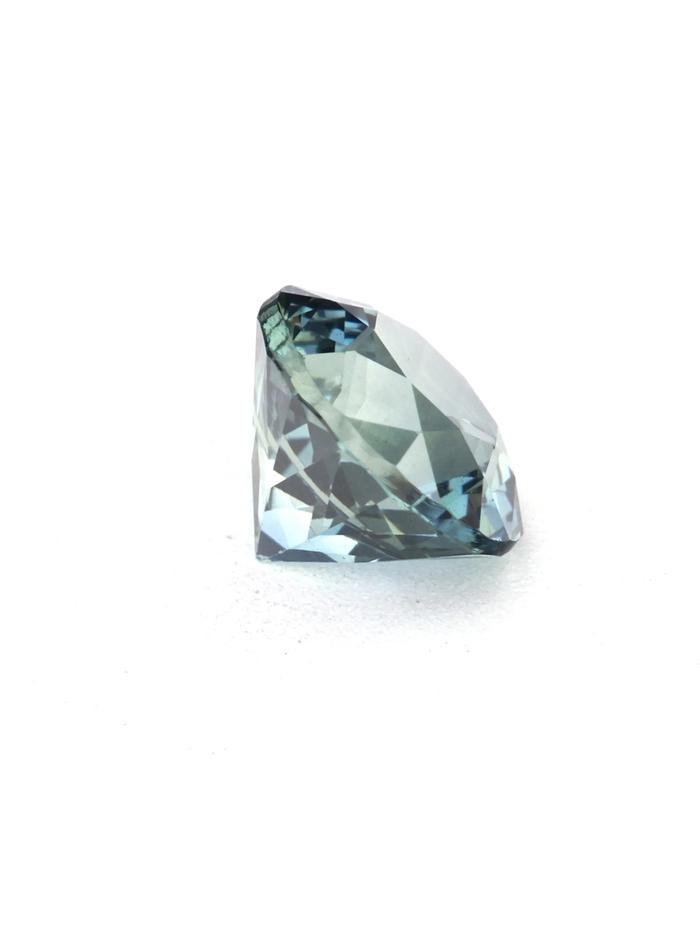Nangi fine jewelry - blue gemstone in gold