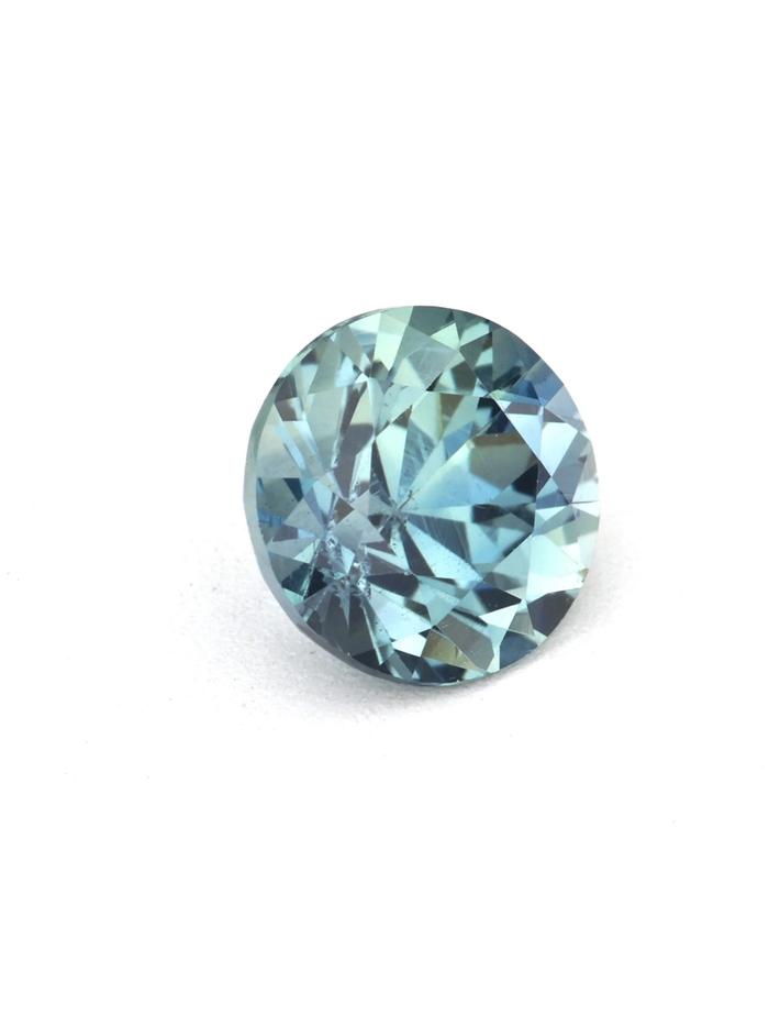 Nangi fine jewelry - blue gemstone in gold