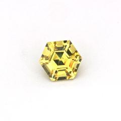 Nangi fine jewelry - yellow gemstone in gold