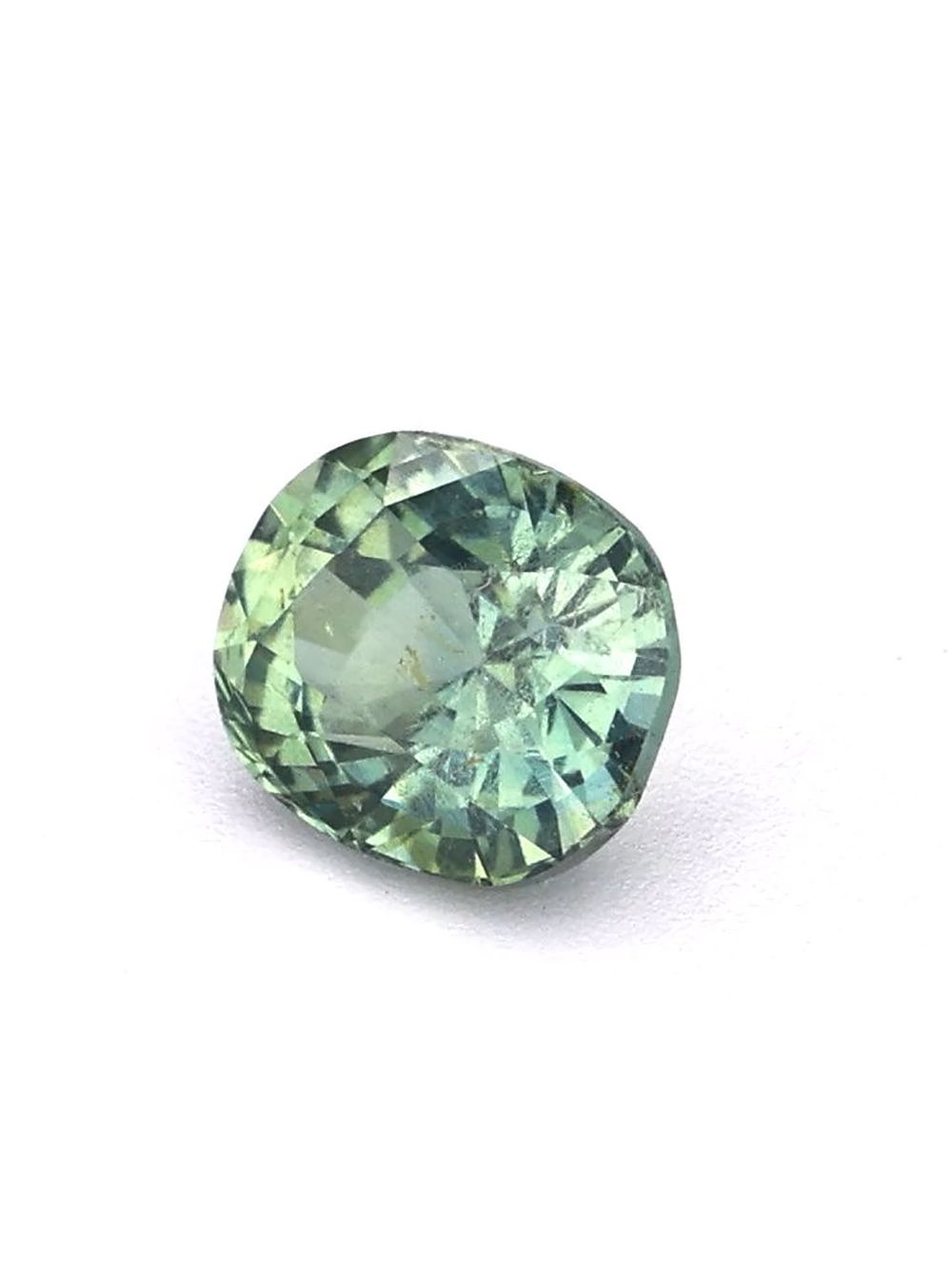 1.06 ct Light Green, Oval Sapphire