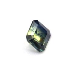 Nangi fine jewelry - green gemstone in gold