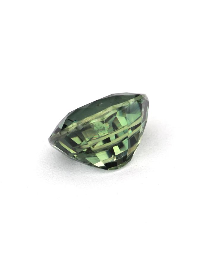 Nangi fine jewelry - green gemstone in gold