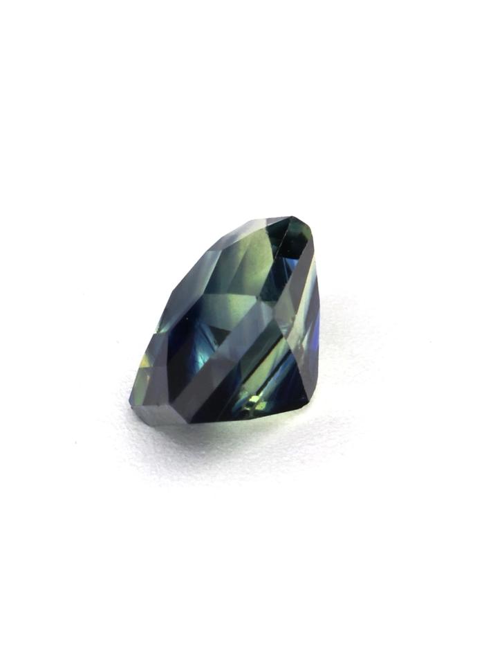 Nangi fine jewelry - teal / Peacock gemstone in gold