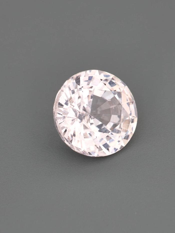 Nangi fine jewelry - champagne gemstone in gold