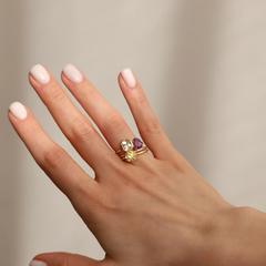 Nangi fine jewelry - purple amethyst ring in yellow gold