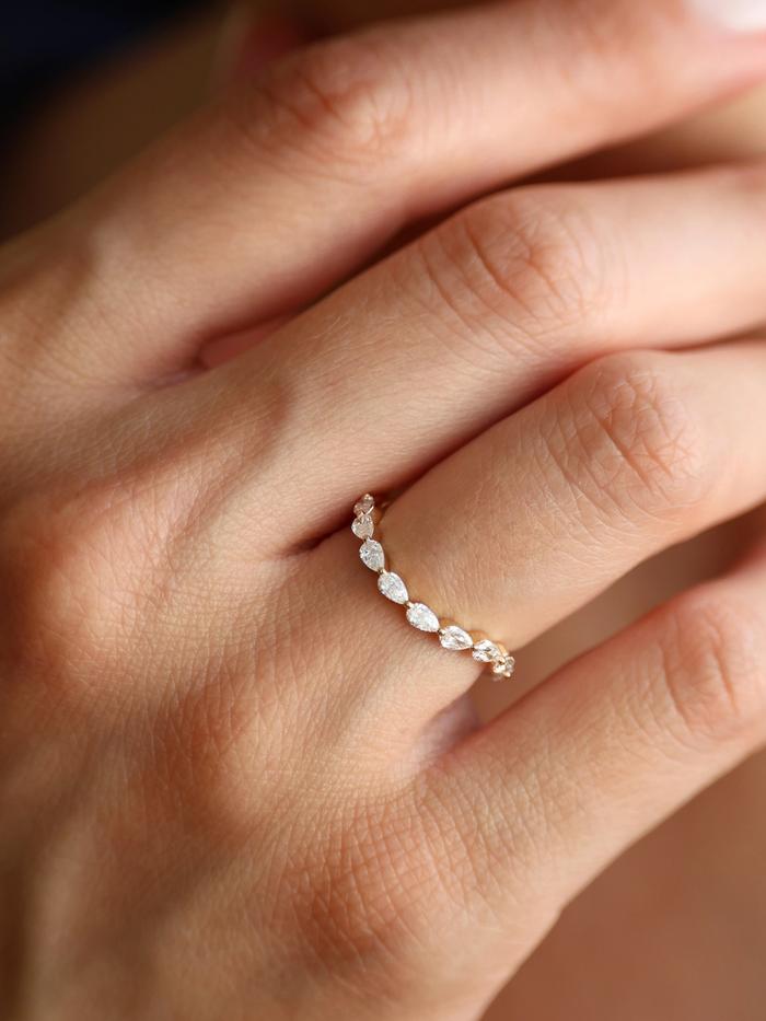 Nangi fine jewelry - ring in yellow gold