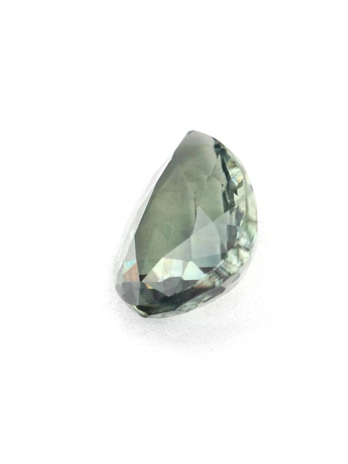 Nangi fine jewelry - green sapphire gemstone in gold