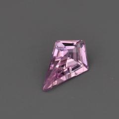 Nangi fine jewelry - pink gemstone in gold