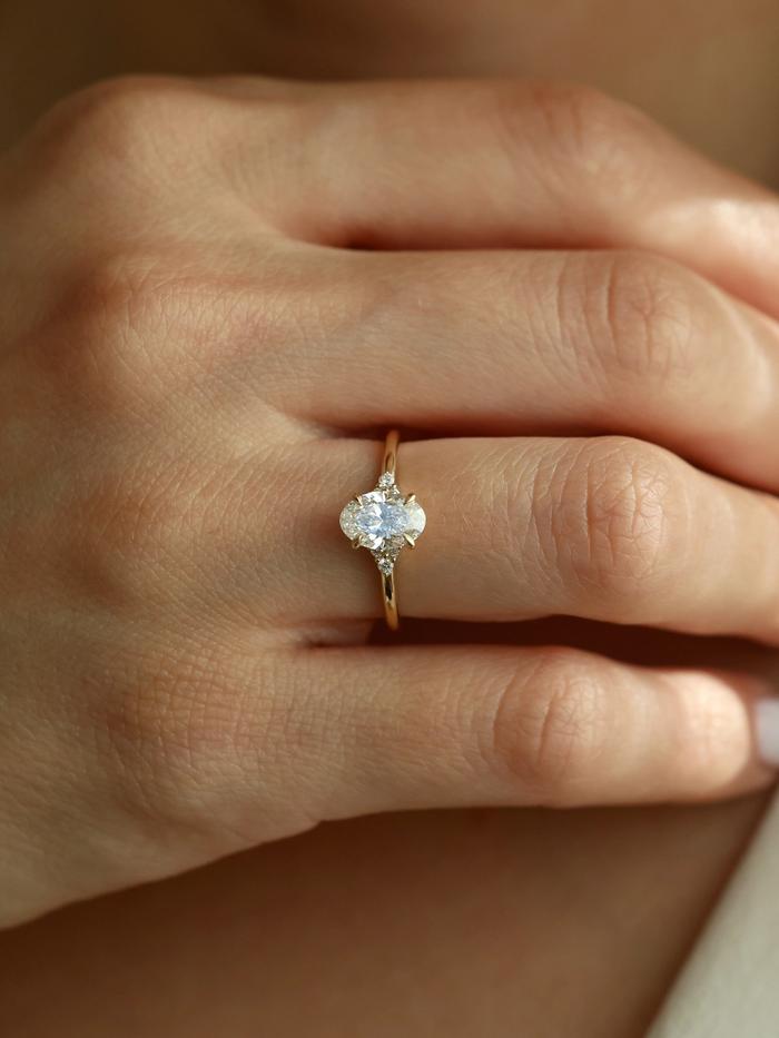 Nangi fine jewelry - lab grown diamond ring in gold