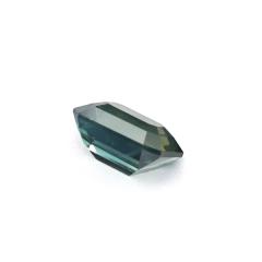 Nangi fine jewelry - green sapphire gemstone in gold