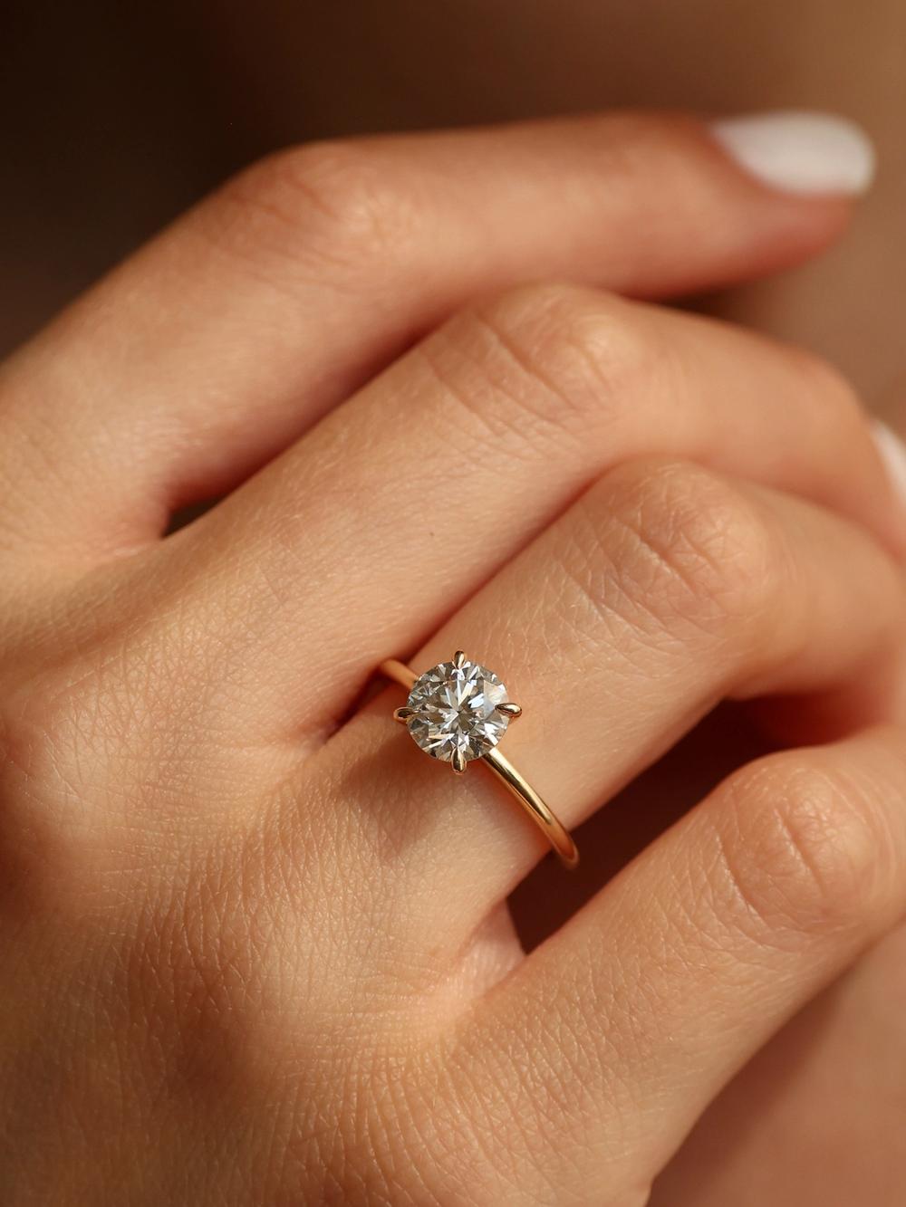 Four Prong Big Swan (1,50 carat)