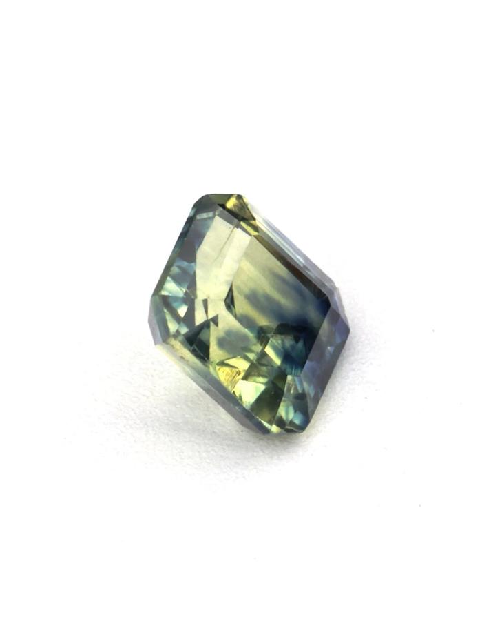 Nangi fine jewelry - teal / Peacock gemstone in gold